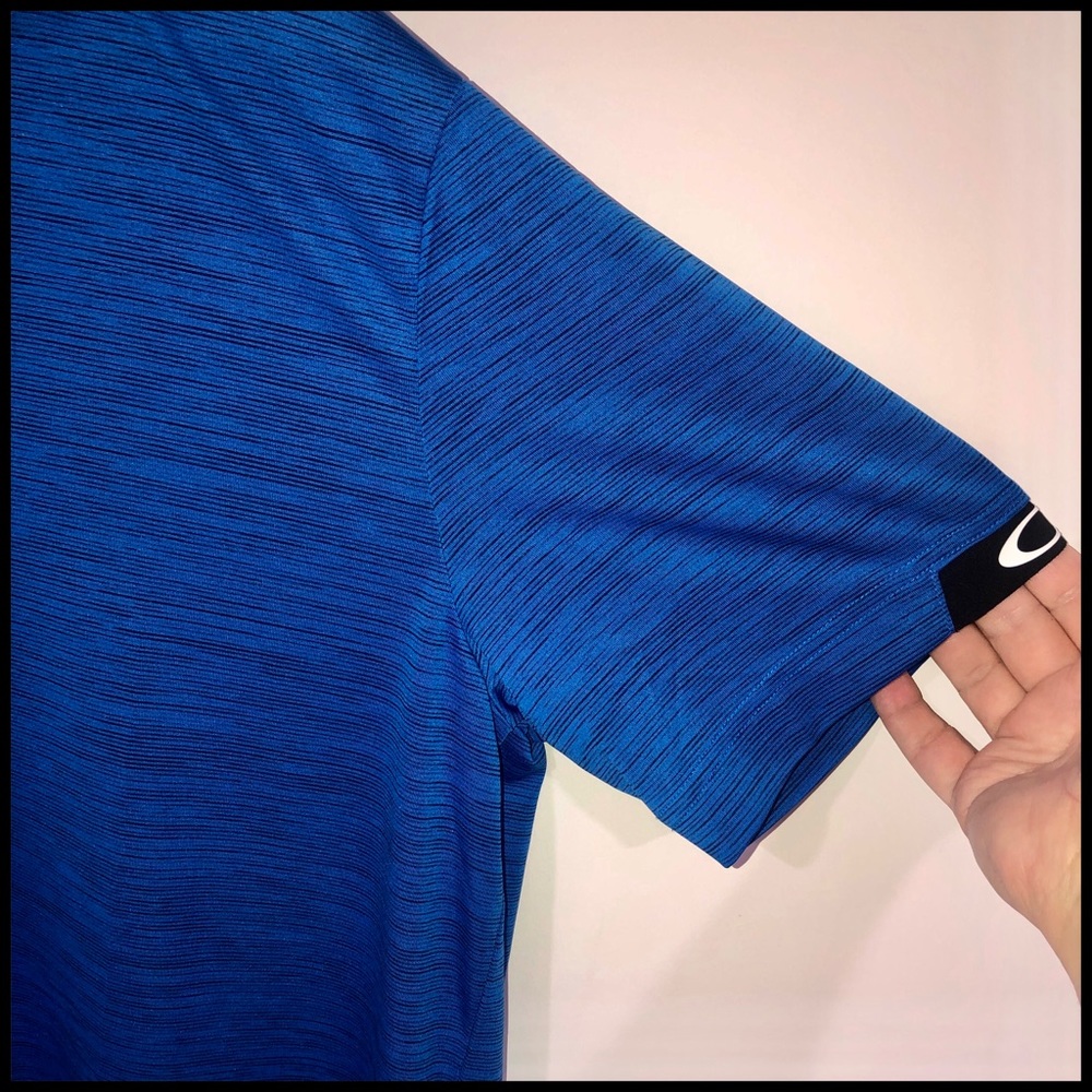 Oakley🏌🏼‍♂️⛳️Polo Mens XL Blue and Black, Worn Once, Practically New, Hydrolinx. - Picture 10 of 16